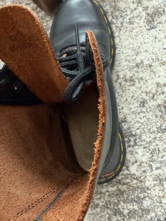 Dr Martens 1490 Made in England Black Leather Boots | UK 5 / US 7 | Vintage - Picture 11 of 11